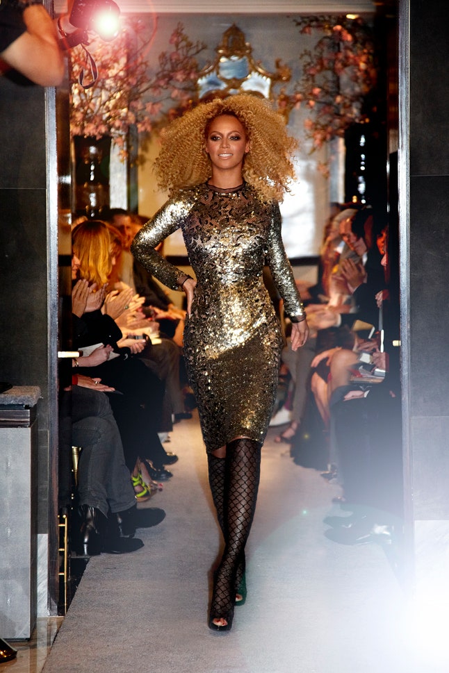 Images may contain Beyoncé adult clothing footwear high heels fashion clothing accessories and jewelry