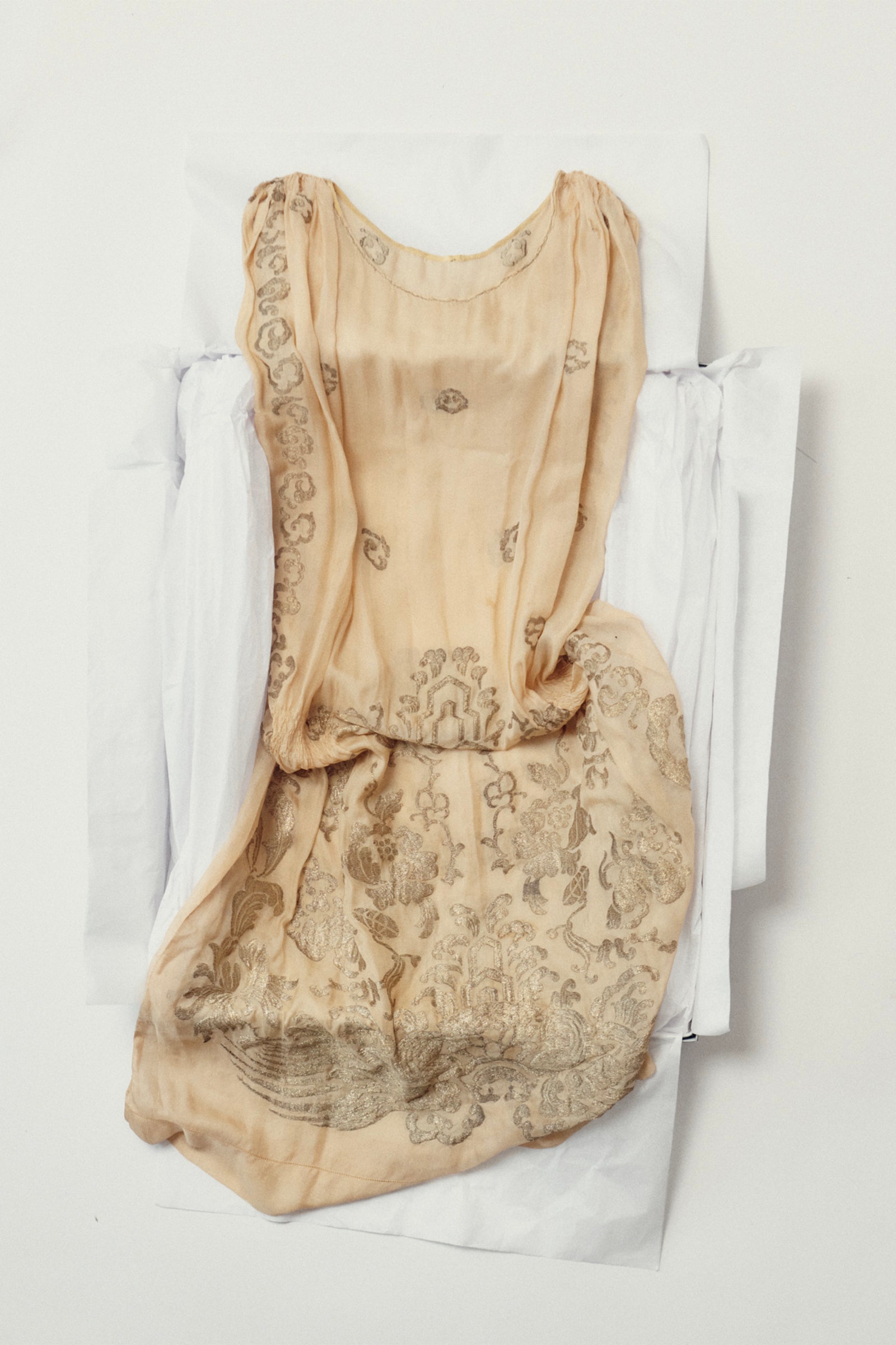 Images may contain shirts, clothing sleeves, home decor and dresses
