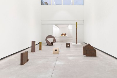 The scenery of several smallest sculptures in the art gallery. 