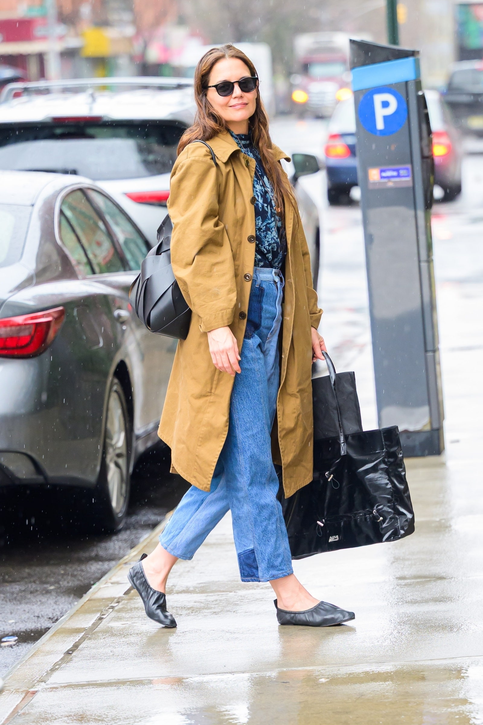 Katie Holmes, NY, New York, wore chic laid-back outfits to attend her art class. She paired it with a mustard trench coat...