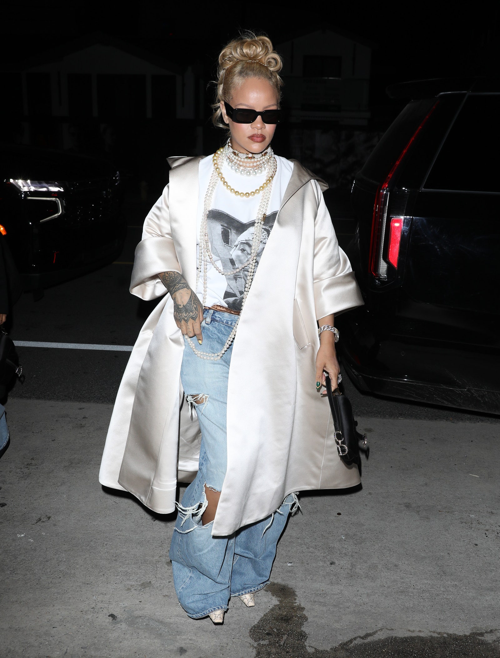 Rihanna saw it on April 6, 2024 at Giorgio Baldi Restaurant in Los Angeles California