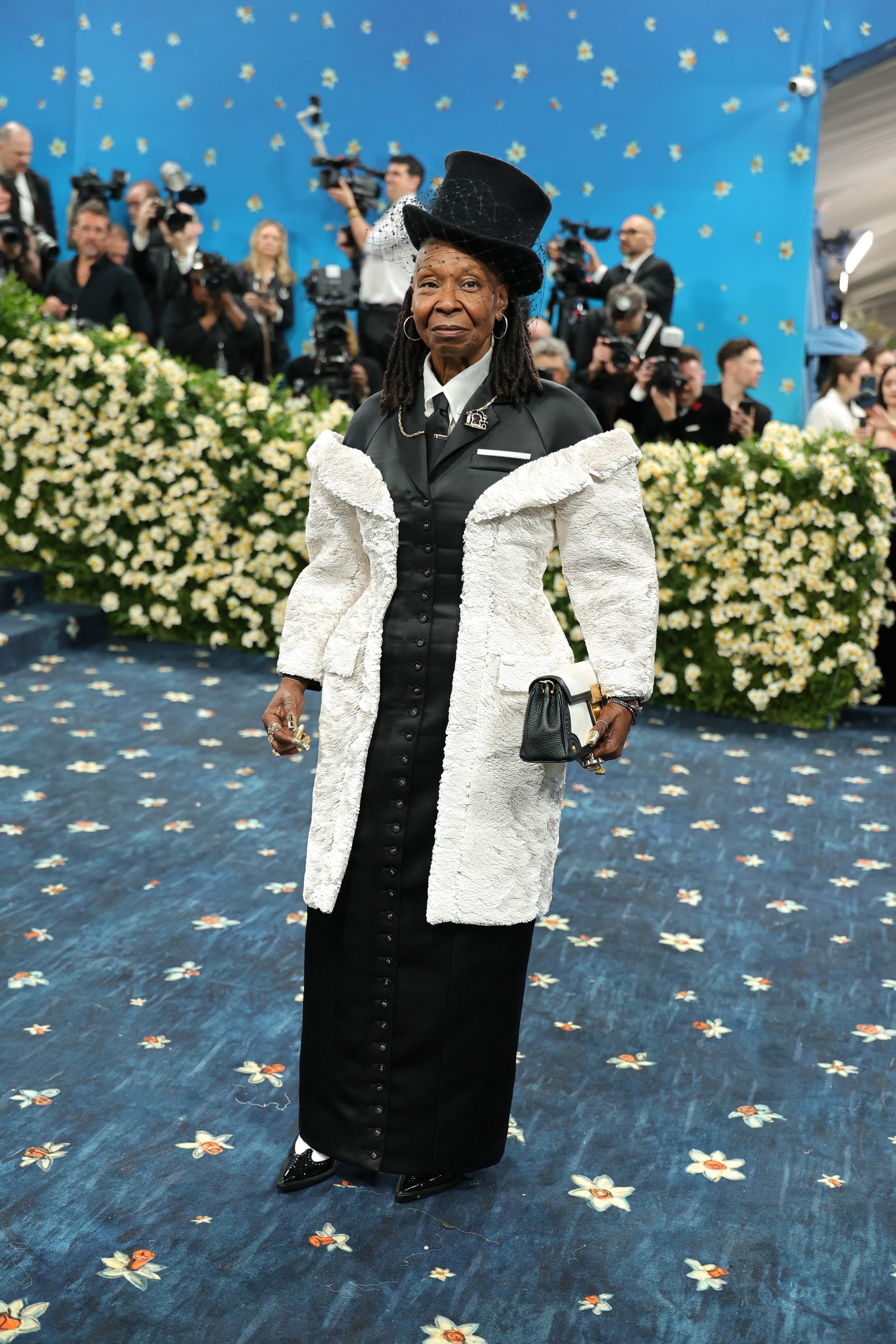 New York May 5 Whoopi Goldberg attended the 2025 Met Gala to celebrate the super elves tailoring black style.
