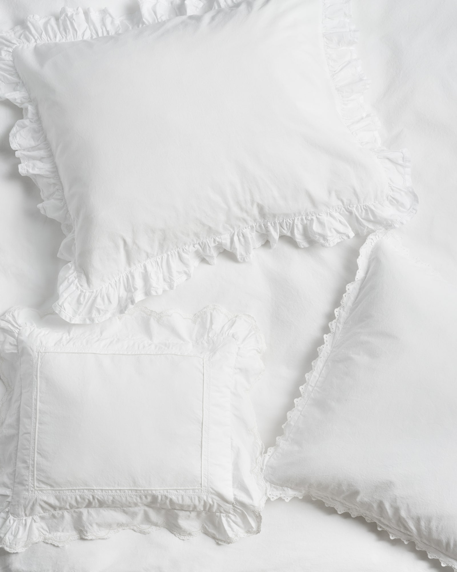 Tekla Broderie Anglaise