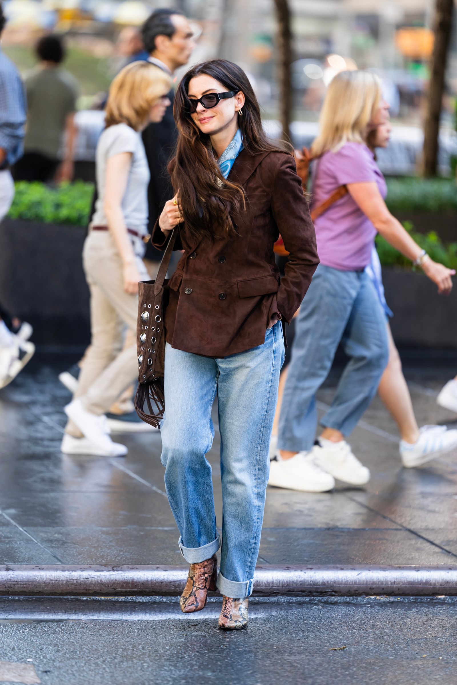 Anne Hathaway of the Devil wears Prada 2