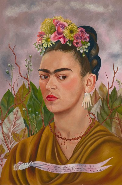 Frida Kahlo's self-portrait with flowers on his hair and earrings with one hand. Her thorn necklace sucked blood from her neck. 