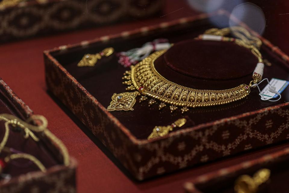 Festive cheer spots light up on the biggest purchase day in India's gold sales