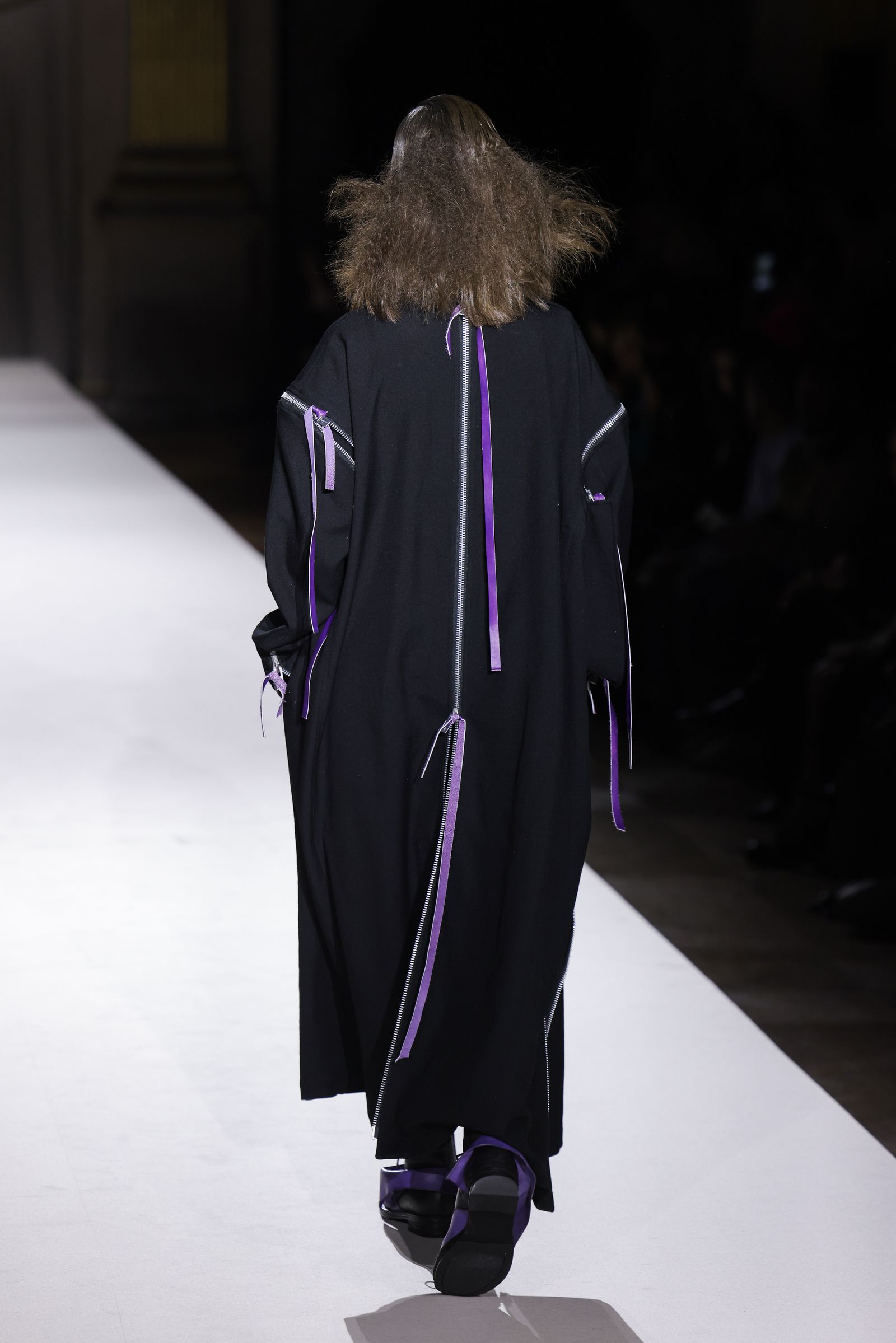 Yohji Yamamoto Runway Paris Fashion Week Women's Clothing Women's Clothing Autumn and Winter 20252026