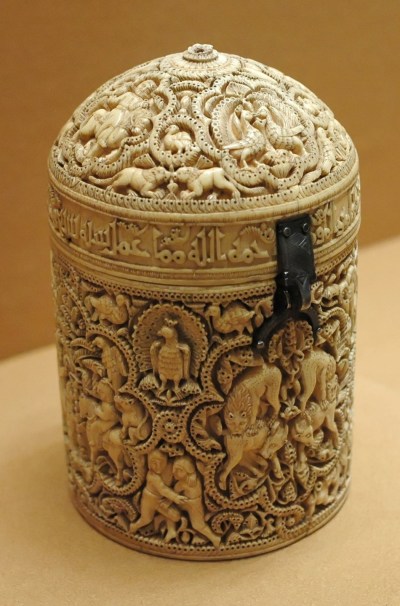 Pyxis bearing the name of Prince Al-Mugẖīra, Spain, 968 CE