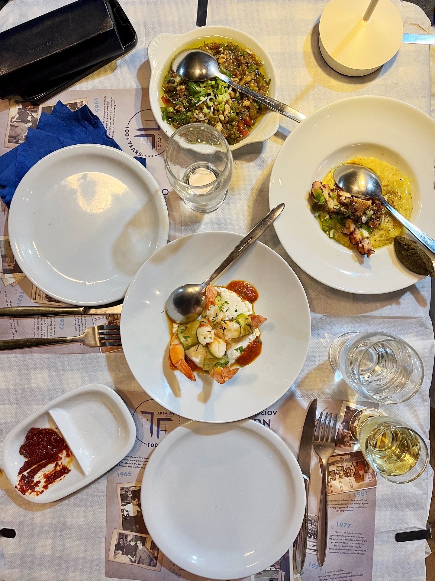 How to see the more authentic side of Santorini