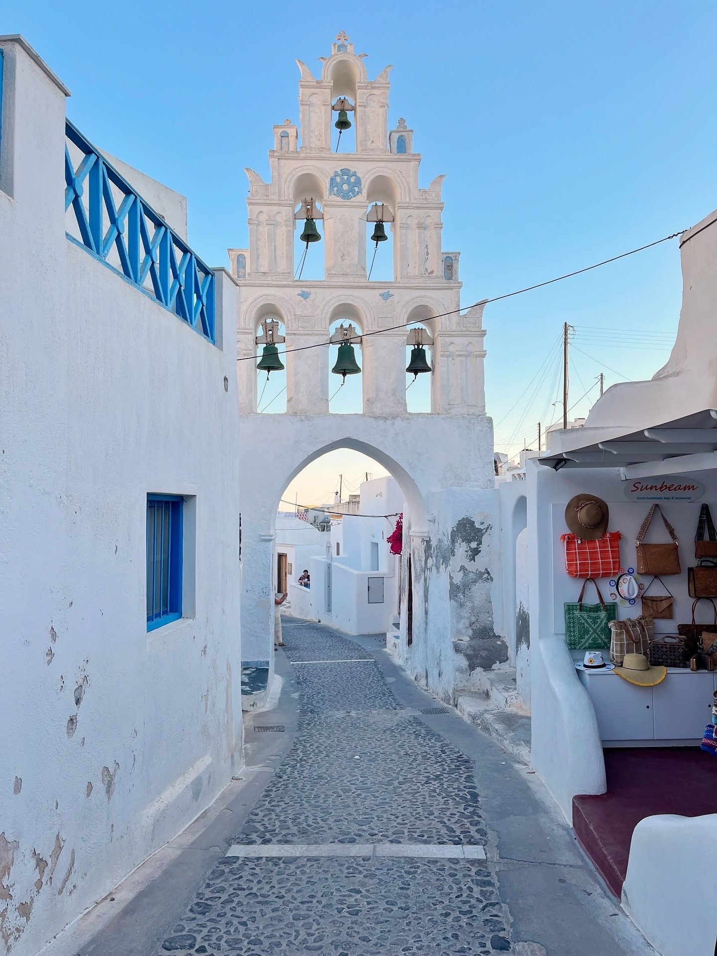 How to see the more authentic side of Santorini