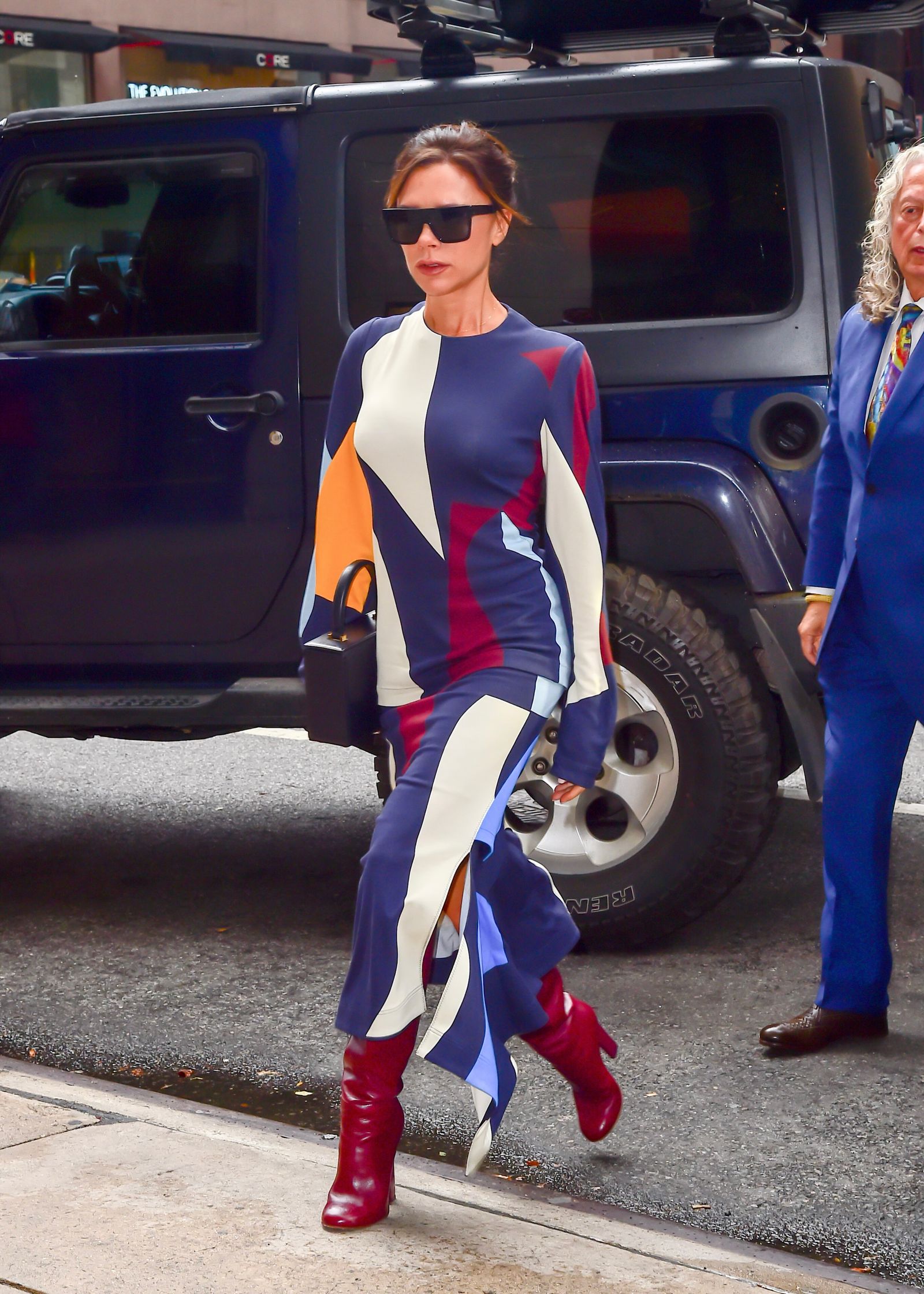 Victoria Beckham Launch Coloring Accessories
