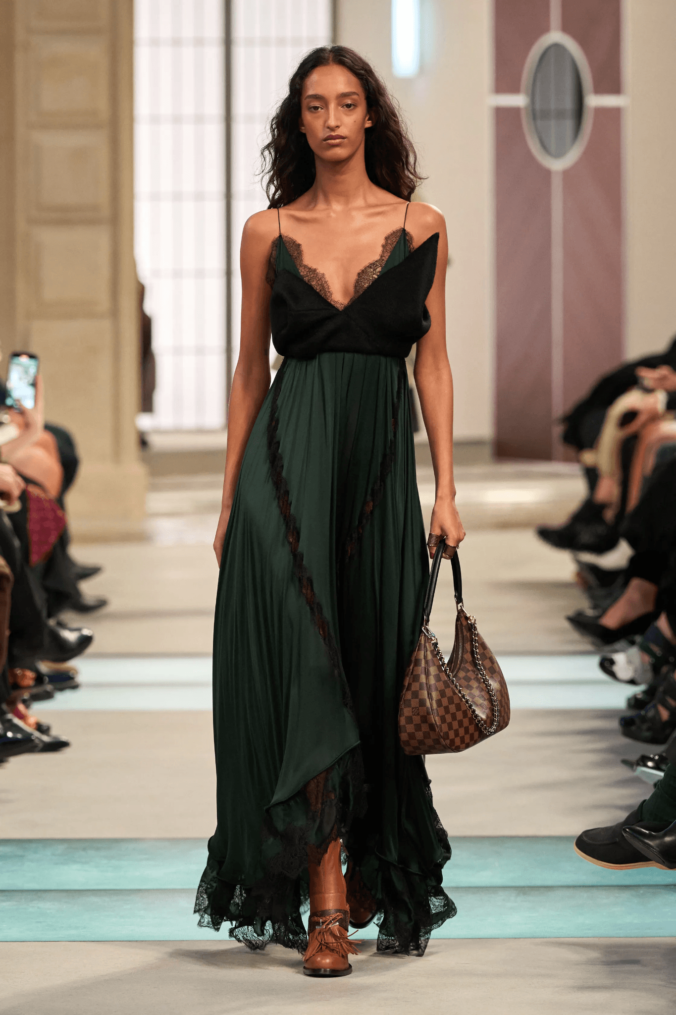 10 pieces of clothing and boots combo, all in autumn