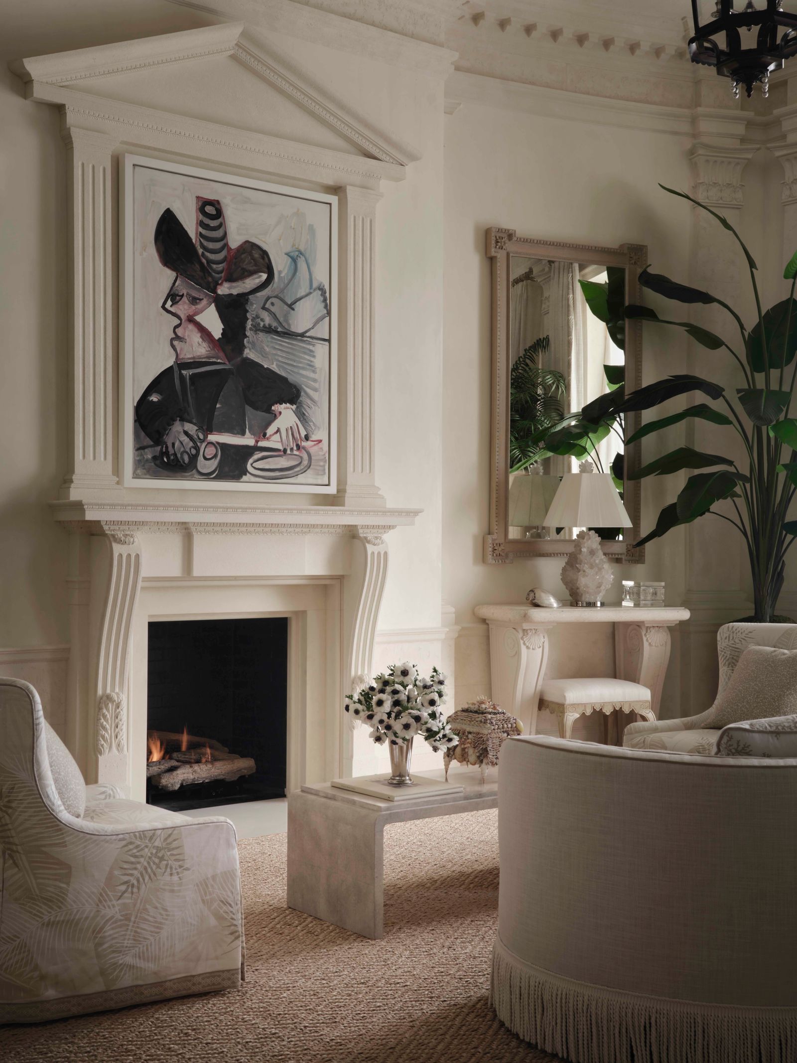 In the neoclassical living room of the Coral House, the focus is Picasso of 1972.