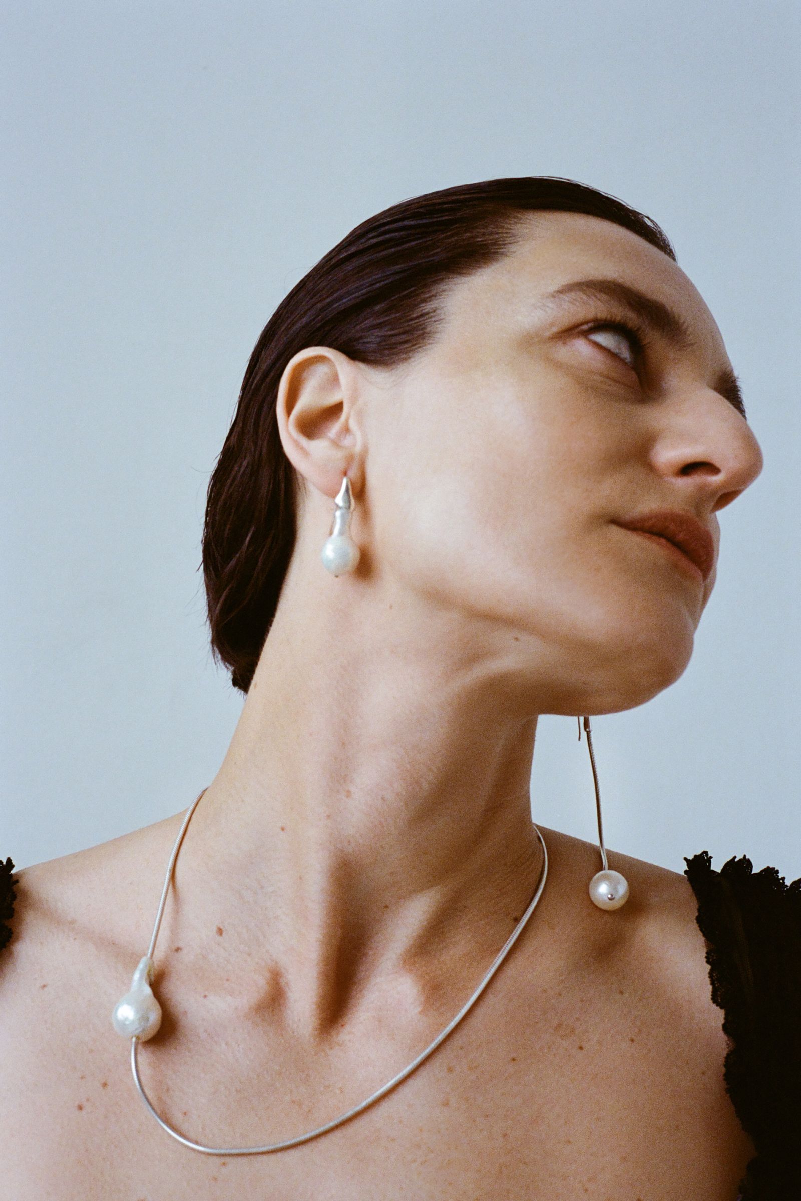 Hernndez often works with pearls in design.