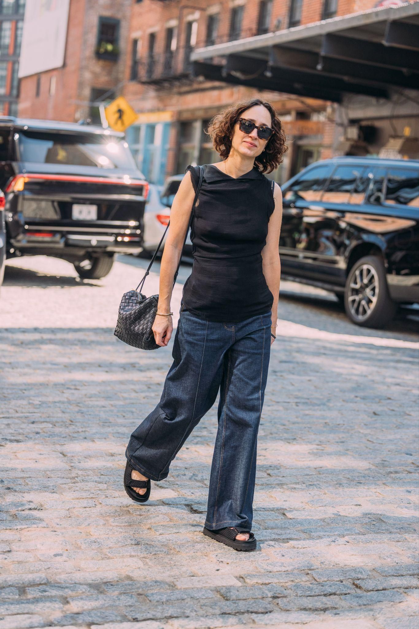 FallPerfect Street Style Vogue Editor takes to New York Fashion Week