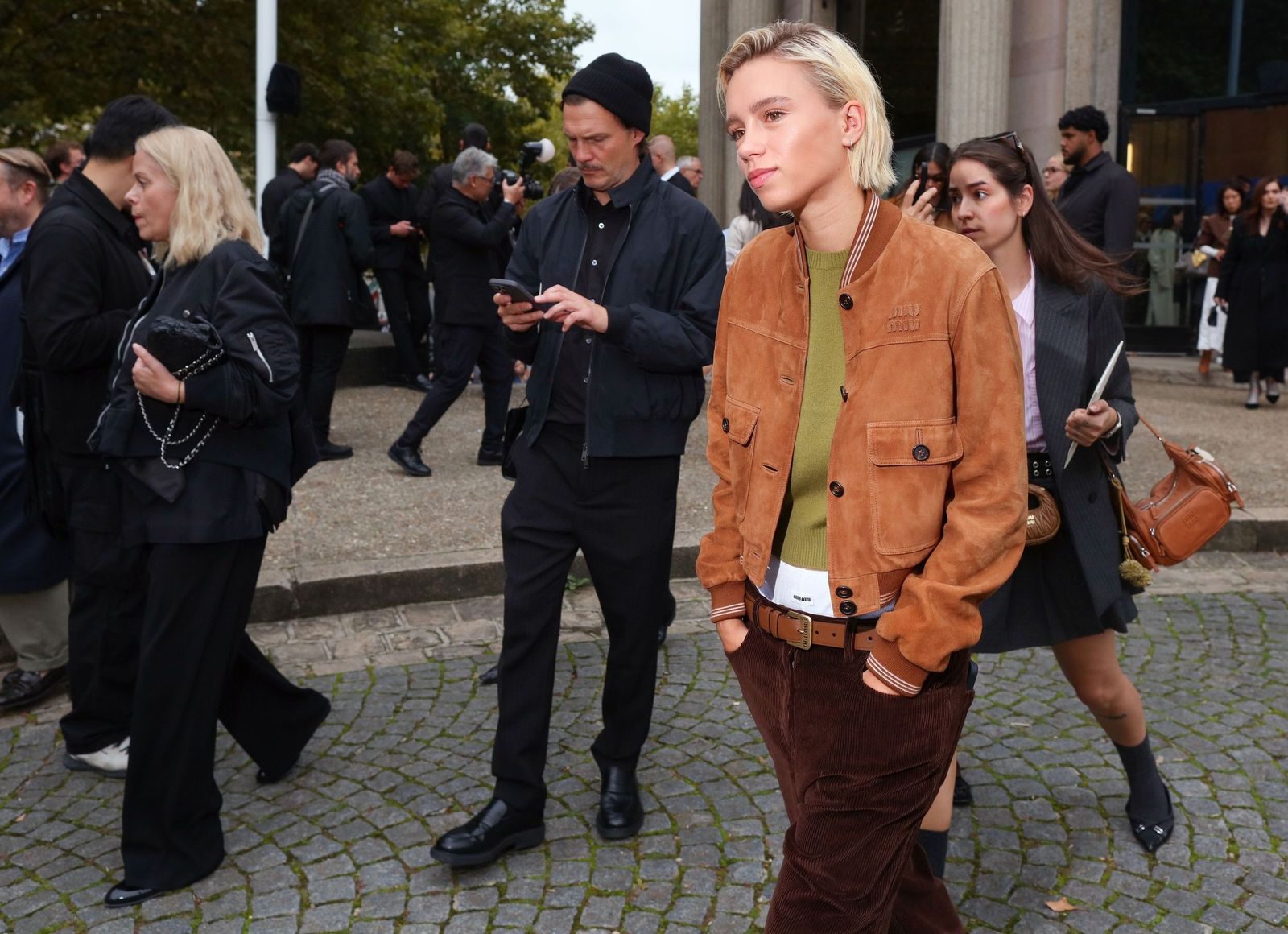 10 suede sportswear styles for this fall, based on the street style scene