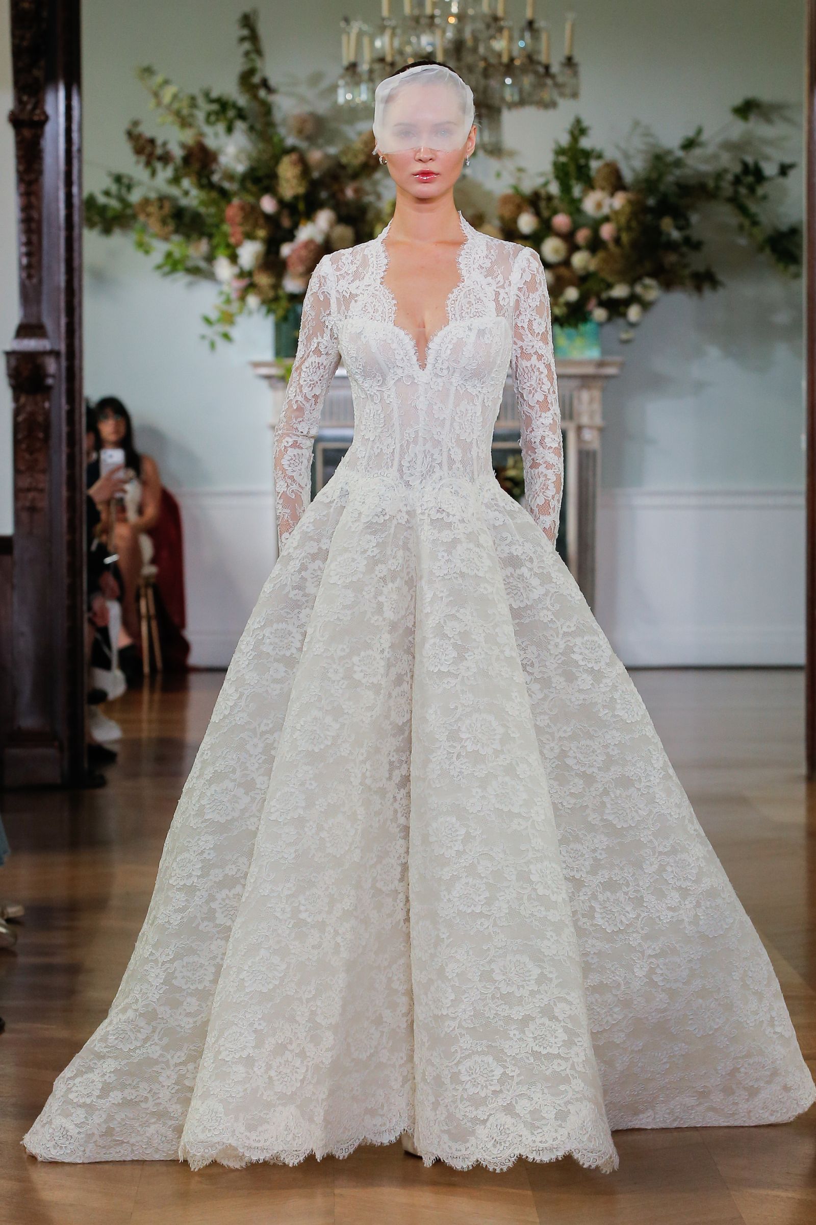 Monique Lhuillier Fall 2026 Wedding Dresses New York October 14, 2025
