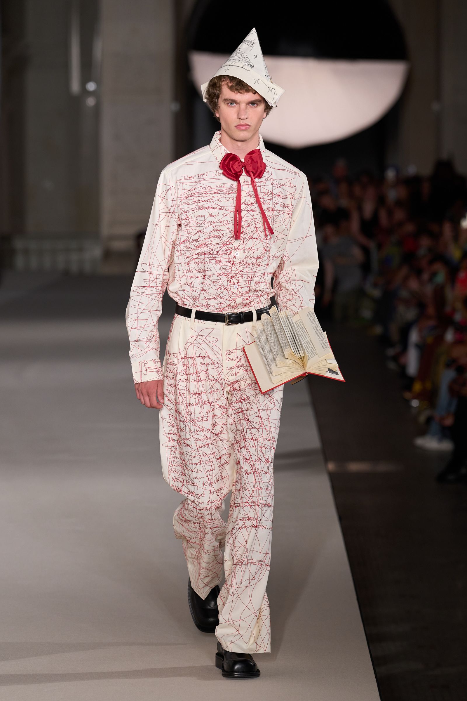 Image may contain Tiago Splitter Person Adult Fashion Accessories Belts Clothing Hats Shoes and Shoes