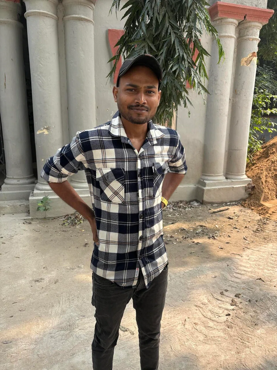 In India's Bihar state, political parties appeal to restless Gen Z voters, but job promises raise questions