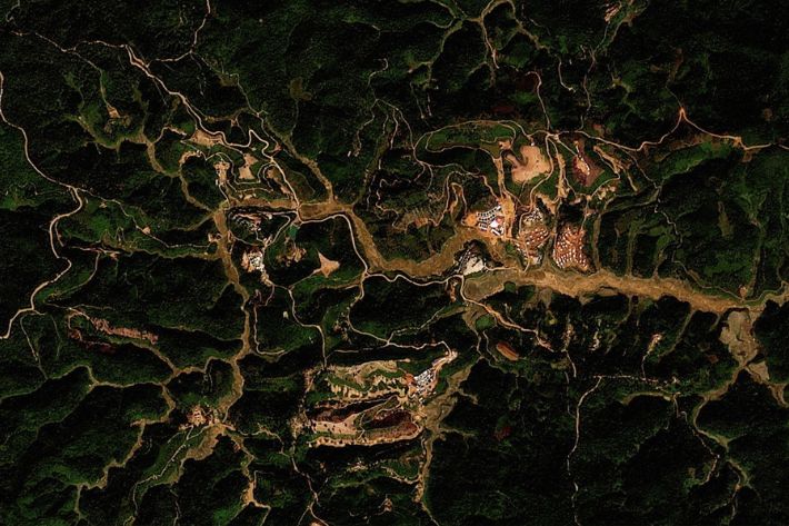 Liwei River network, a tributary of the Mekong River, rare earth mineral cluster in Shan State