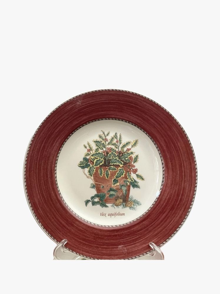 Image may contain: pottery, plate, art, porcelain, handicrafts, food and food demonstration