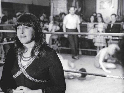 Rosalyn Drexler at ringside, 1972