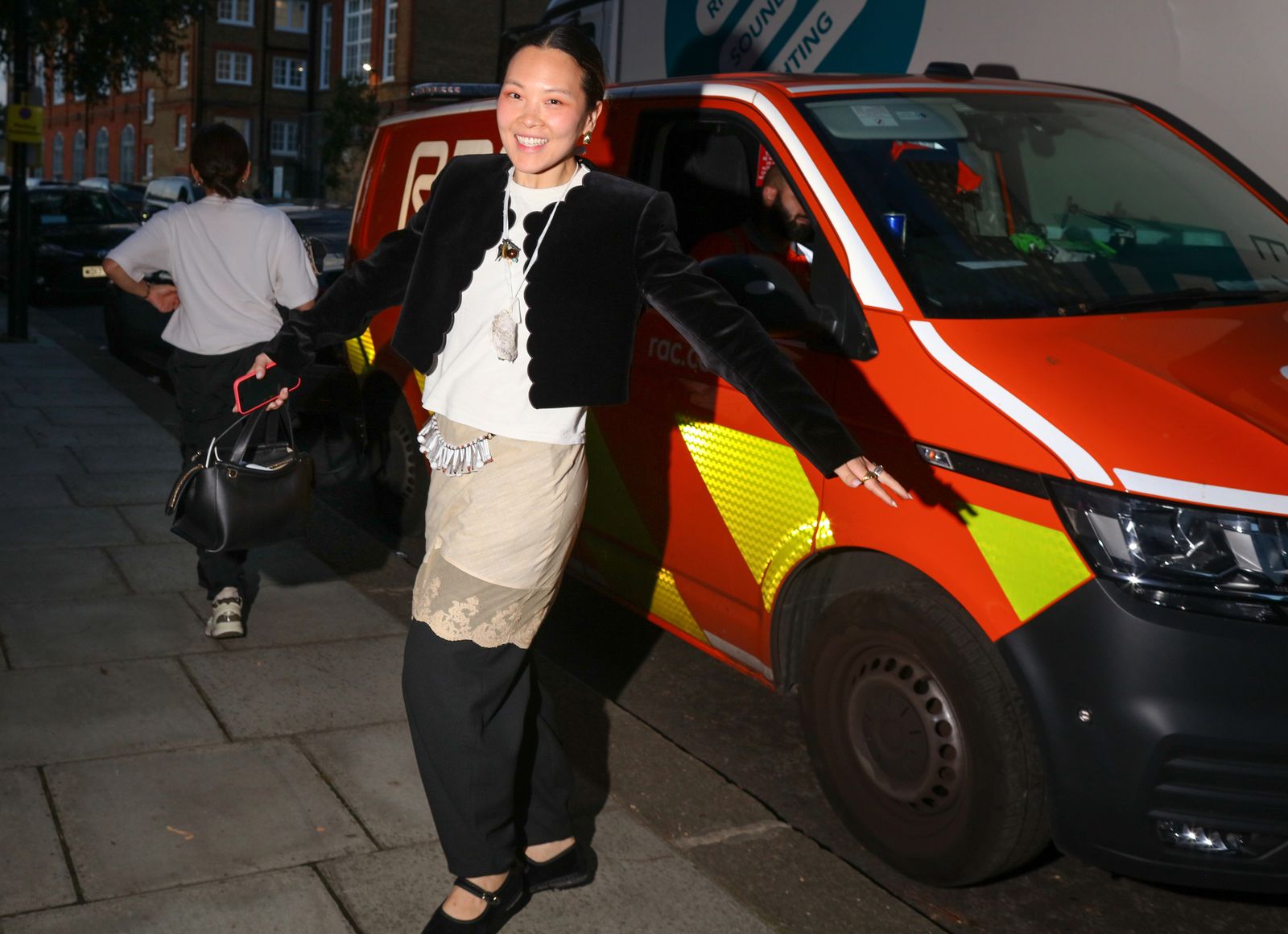 6 street-style proven ways to style black pants