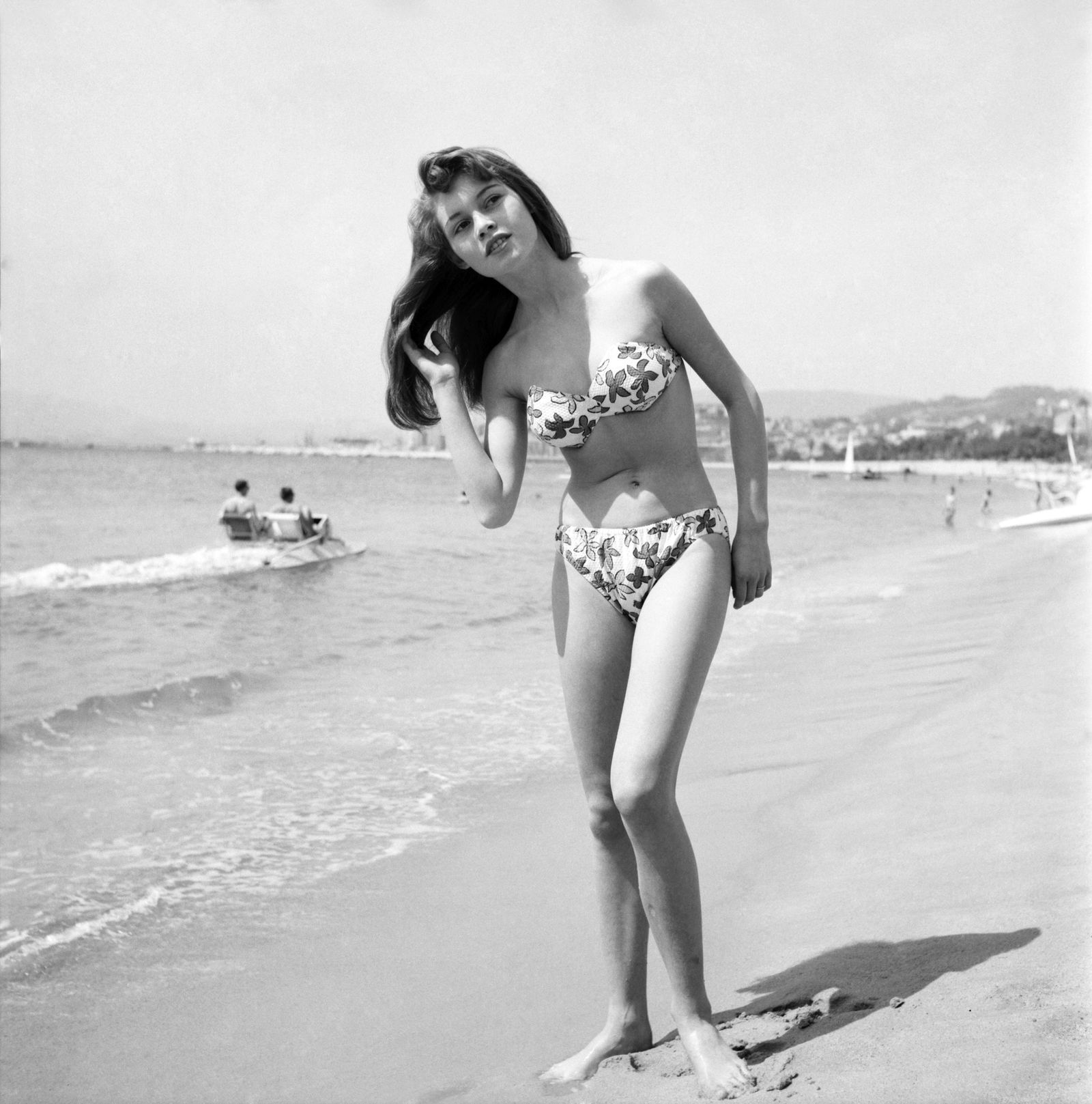 1953 Cannes Film Festival. French actress Brigitte Bardot makes her Cannes Film Festival debut. D31180