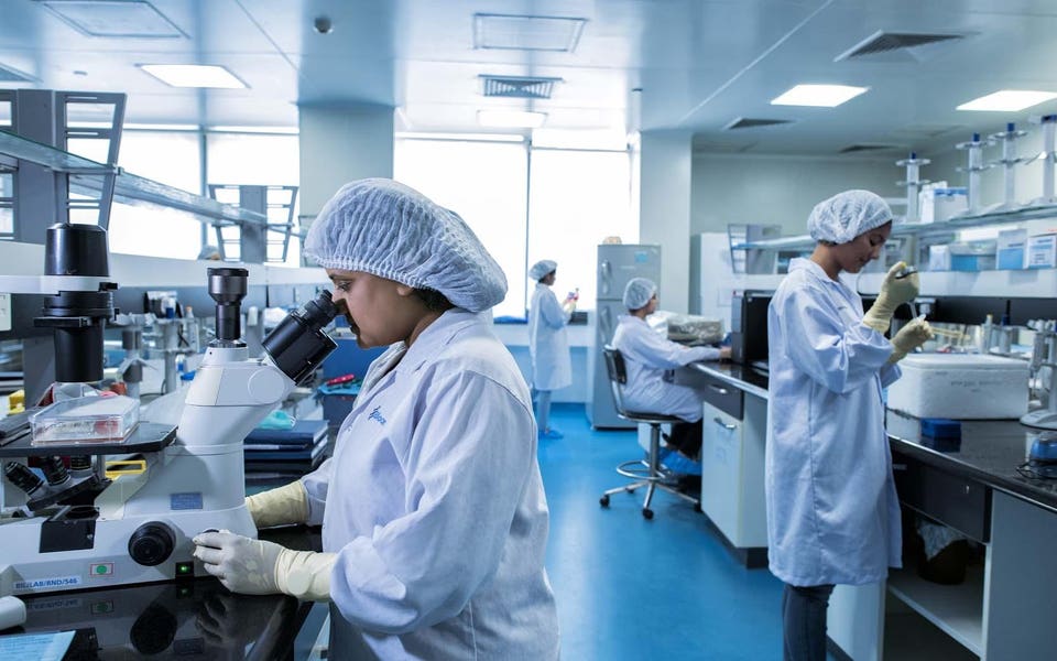 Scientist at Biocon-state-of-the-art-RD-Centre-Biocon-Park-1