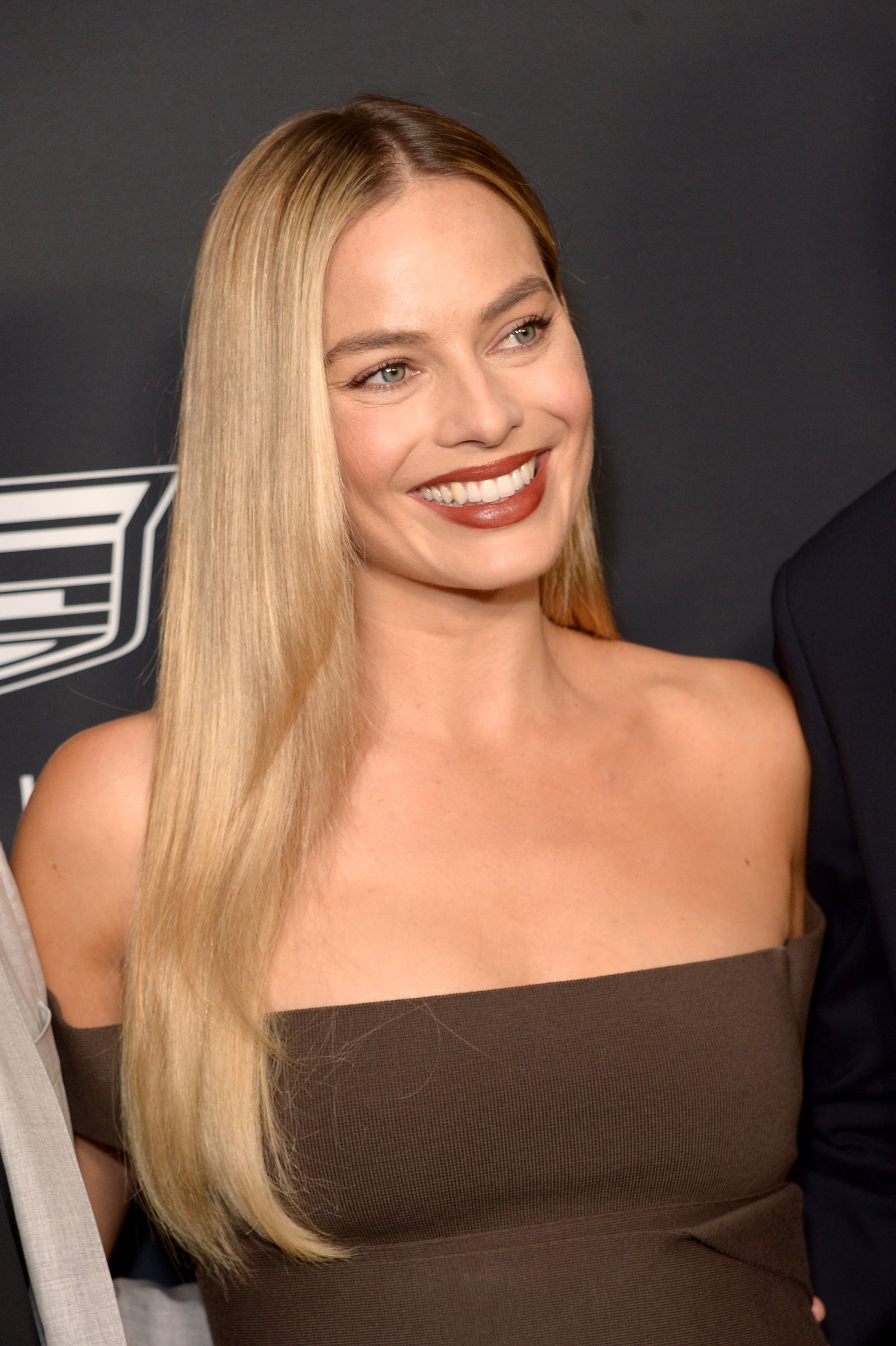 2023 The versatile female charm debuts Margot Robbie (Margot Robbie)