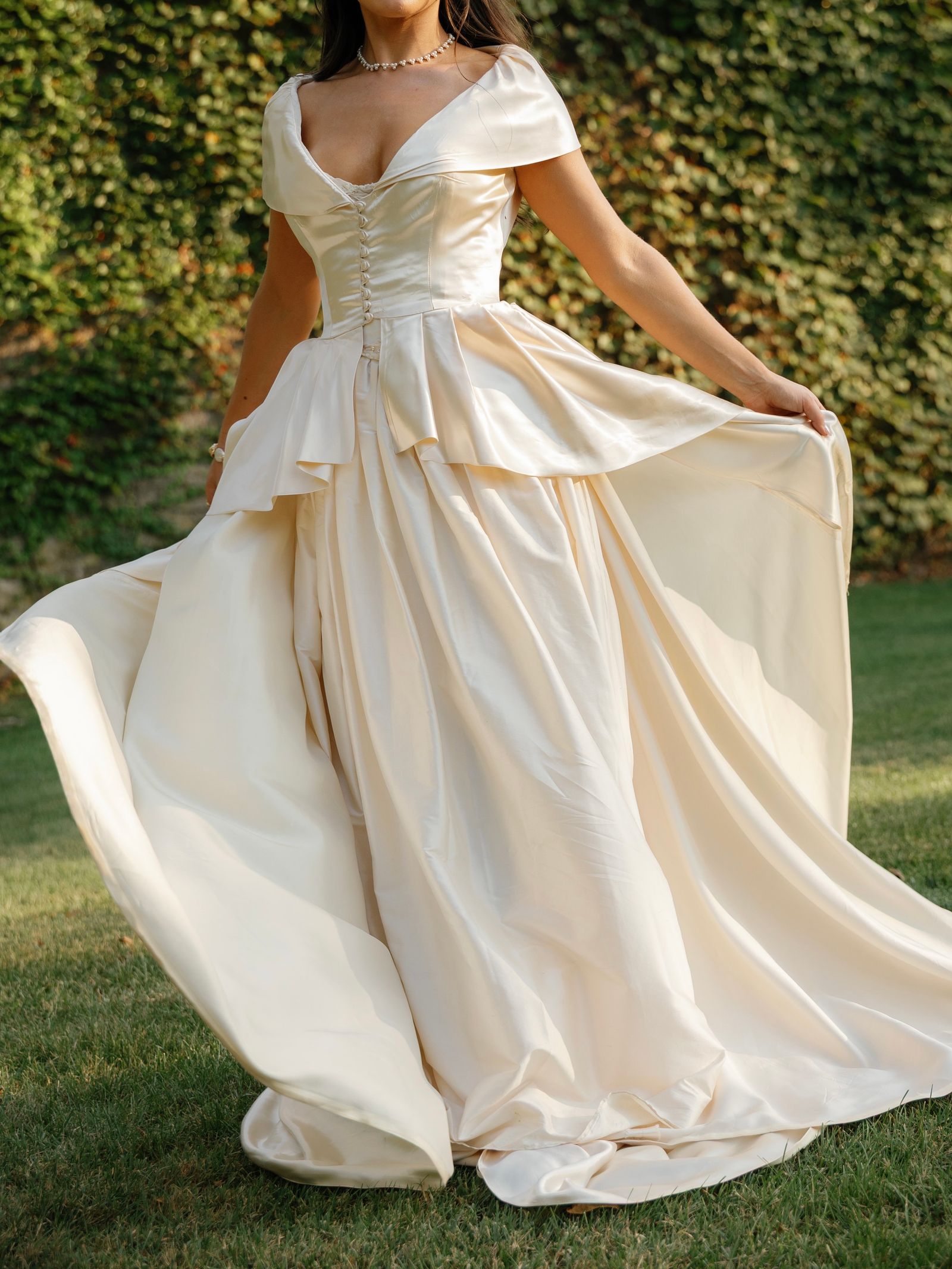 Pictures may contain clothing, dresses, fashion formal dresses, weddings and wedding dresses
