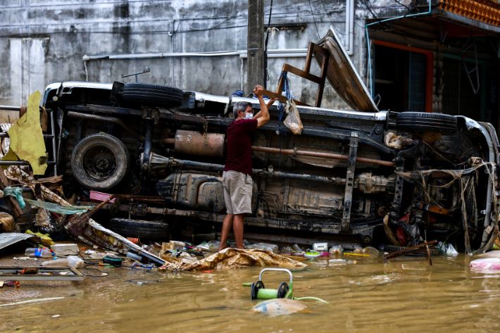 Severe flooding in southern Thailand