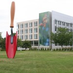 At the Meredith Corporation headquarters in Des Moines, Iowa (Better Homes and Gardens and other media), the giant lawn trowel is by Claes Oldenburg and Coosje van Bruggen. (Photo Robert Cross/Chicago Tribune/Tribune News Service via Getty Images)