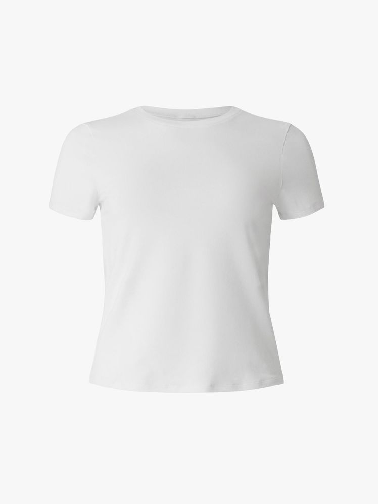 Image may contain: clothes, t-shirt and sleeves