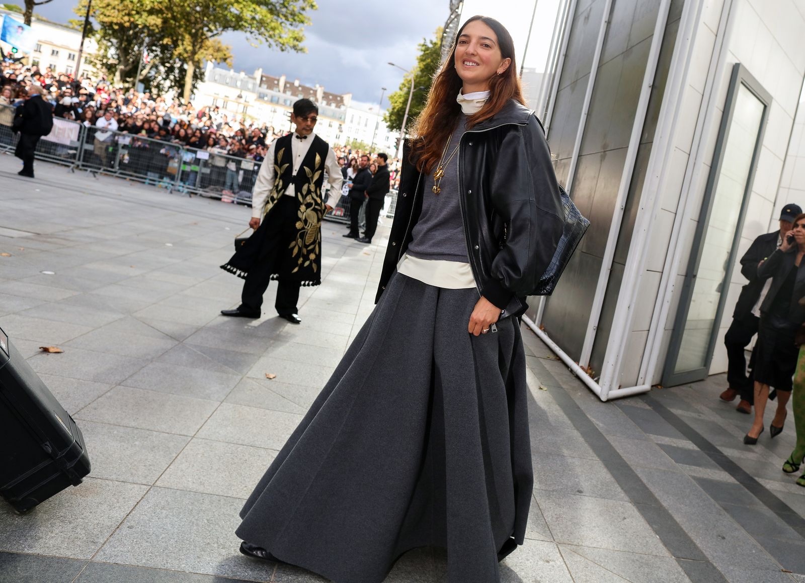 9 Chic Ways to Style Gray Knitwear for Winter 2026 Based on the Street Style Scene