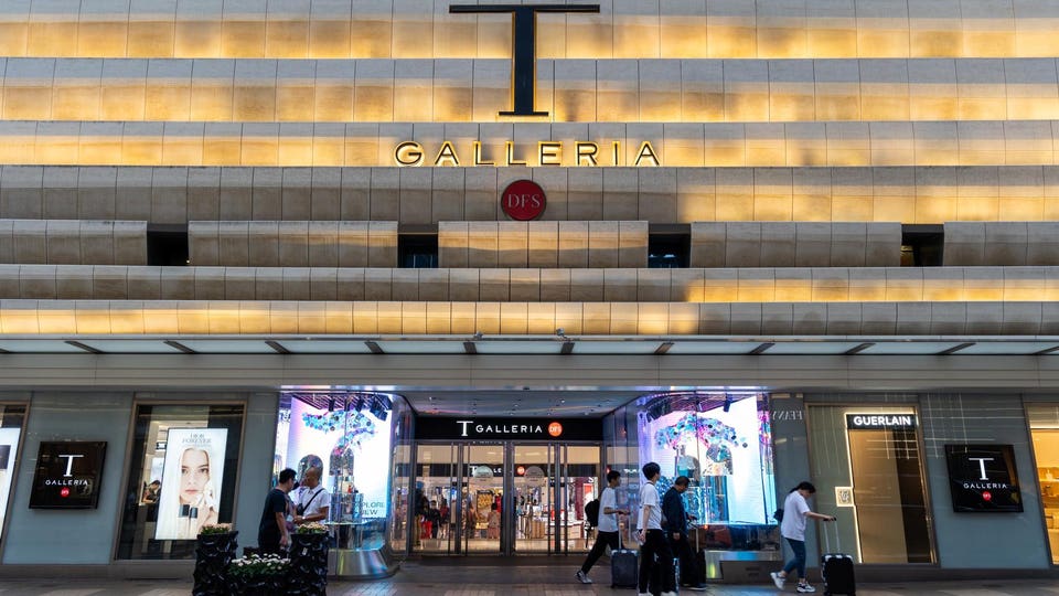T Galleria in Tsim Sha Tsui, Kowloon, Hong Kong by DFS