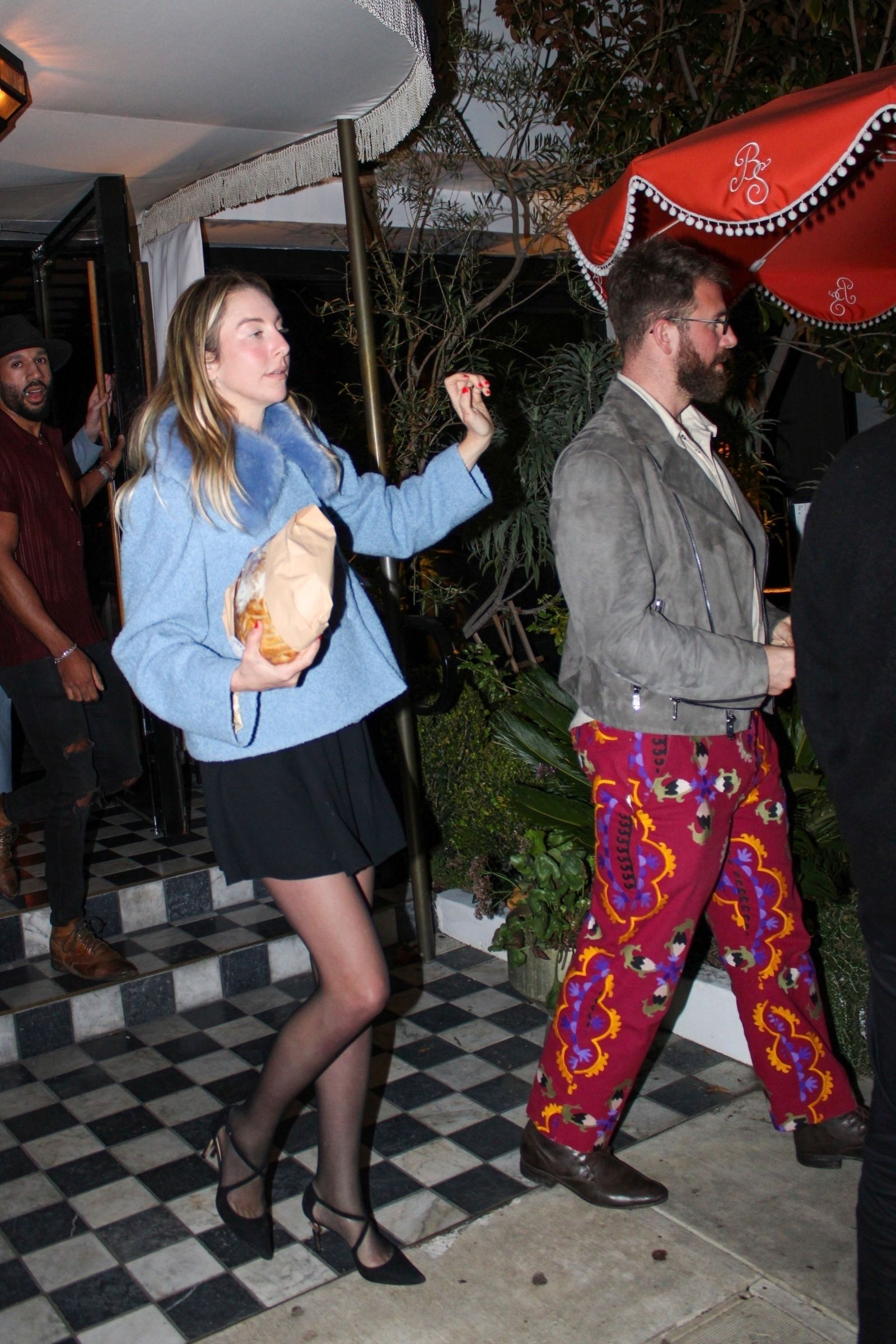 Newlyweds Este Haim and Jonathan Levin dined with Taylor Swift at The Bird Streets