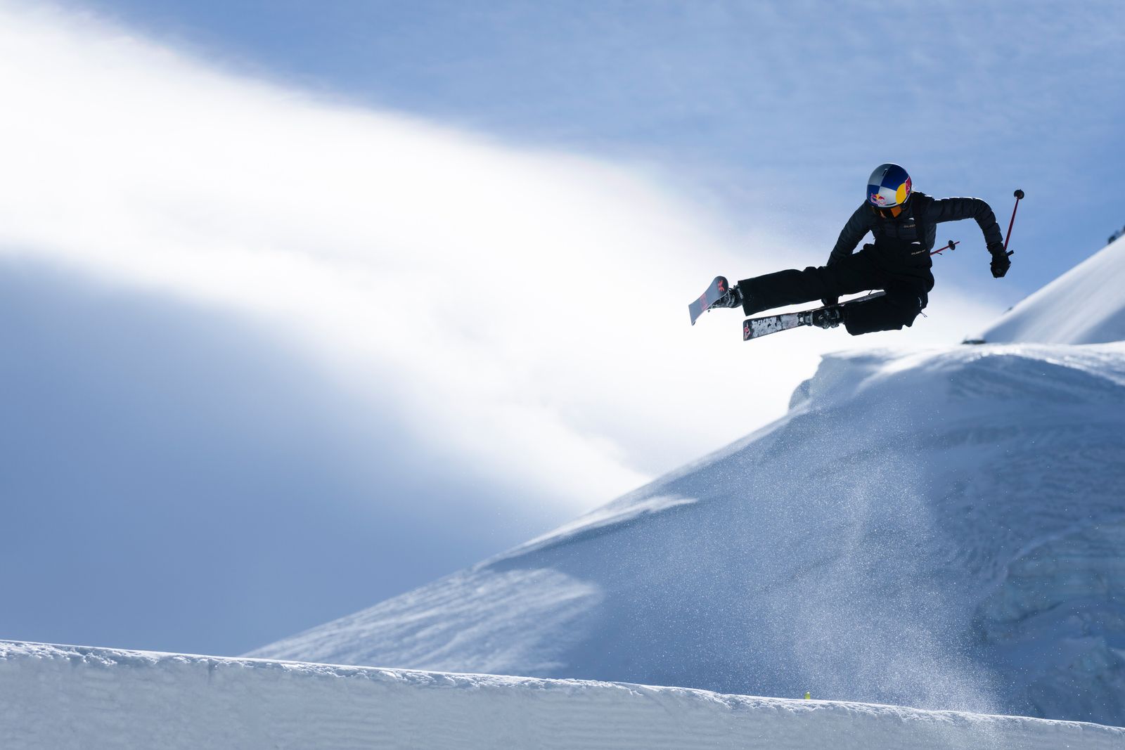 Images may contain nature, outdoor, snow, adult adventure leisure activities, snowboarding and apparel