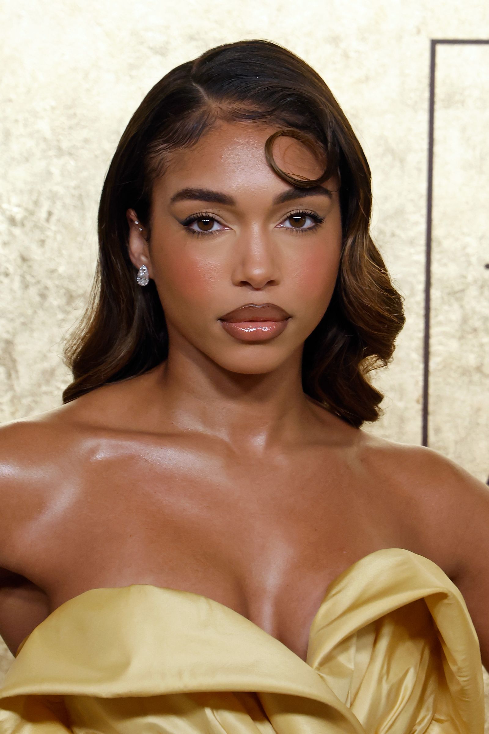 Lori Harvey Wears Glossy Espresso Hair Color at Fashion Trust Arabia 2025 Awards