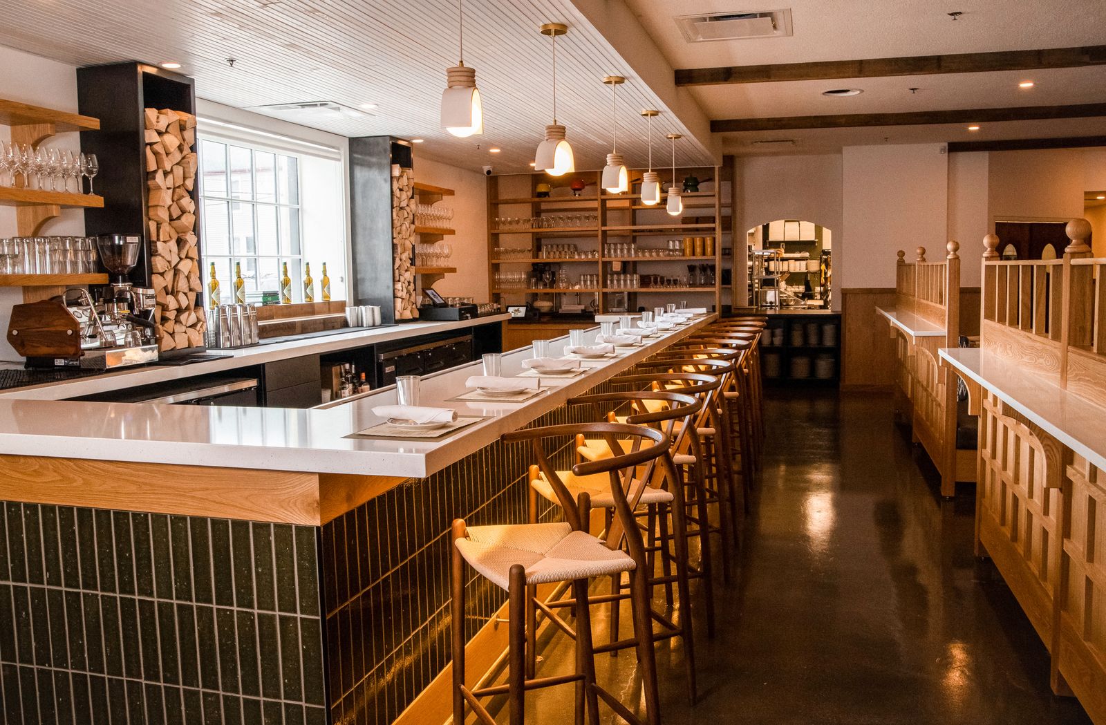 Image may contain bars