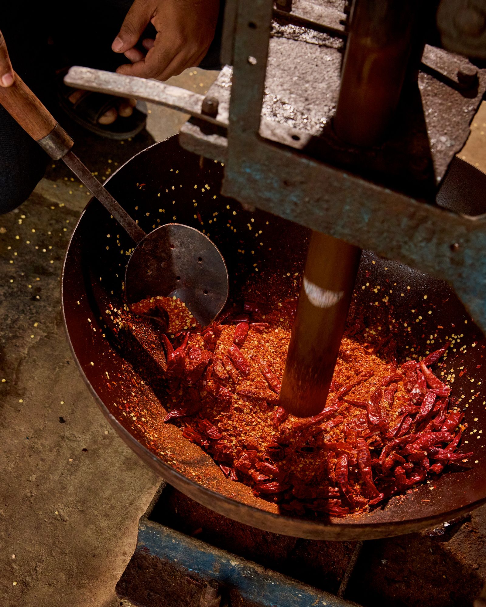 Image may contain pans, cooking utensils, food cooking device, food stirring device, hammer and tools