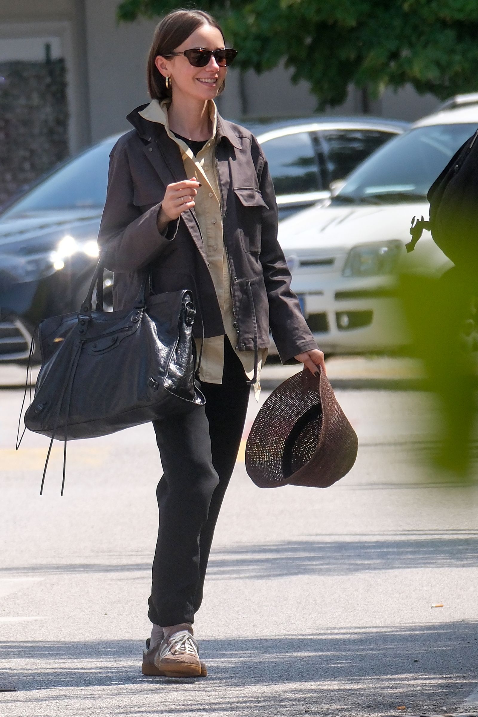 Lily Collins exclusively reports...