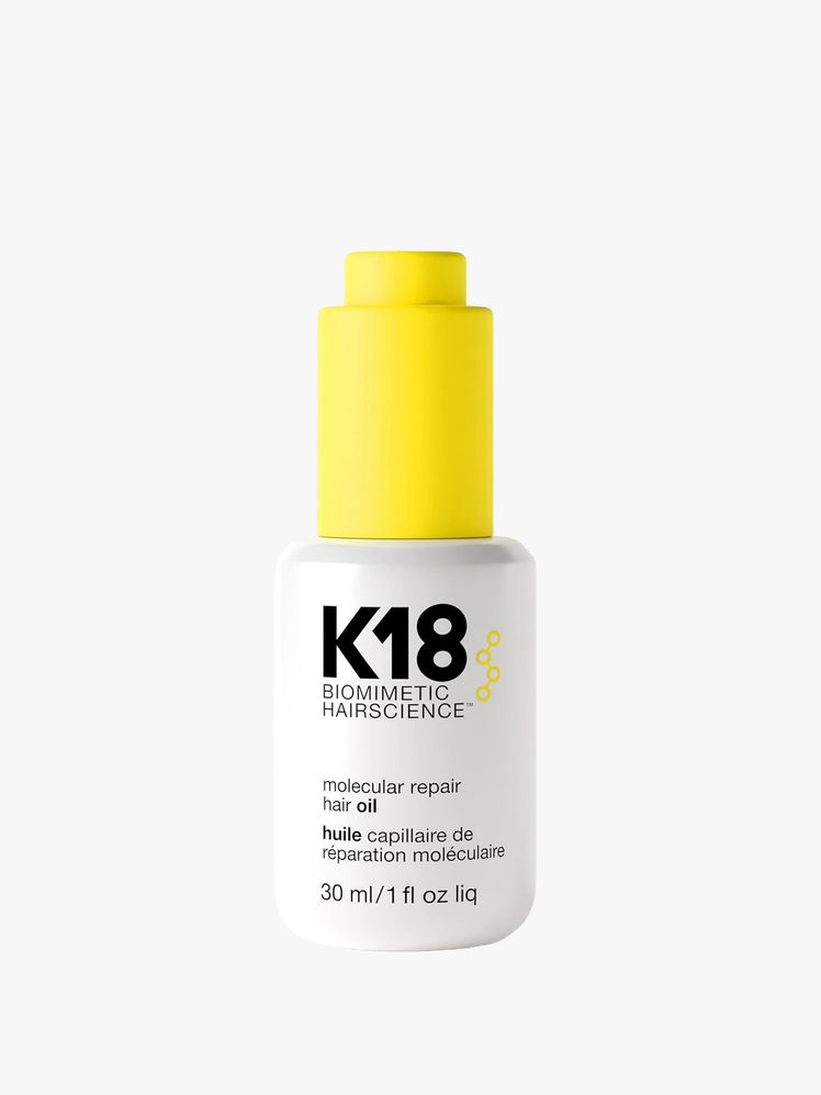 Image may contain: bottle, cosmetics, lotion and sunscreen