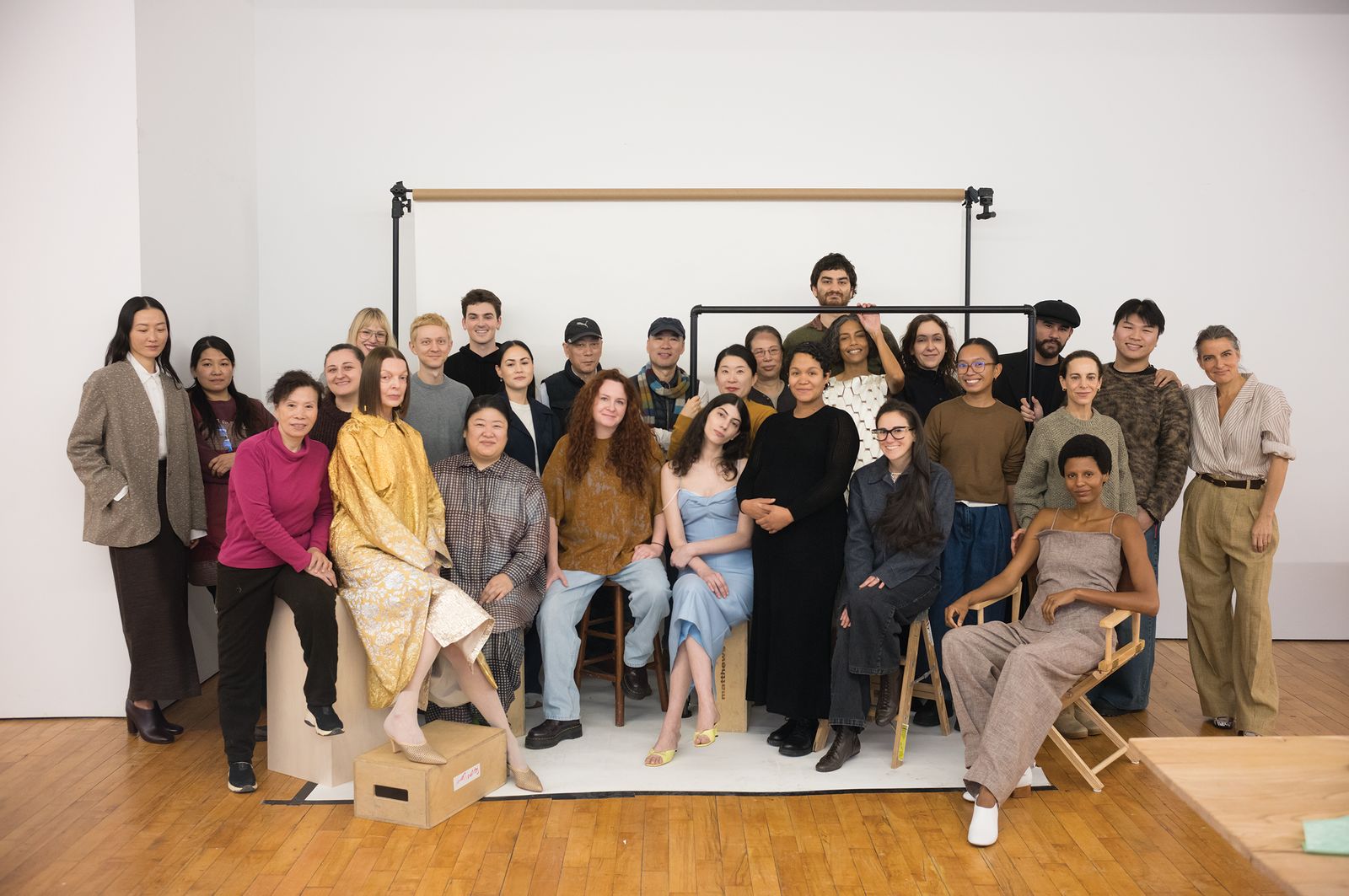 Image may contain Adityadhornkitikhun Sandra Oh Huh YoungSook Lai Changxing Drake Bell Li Xujian and Groupshot