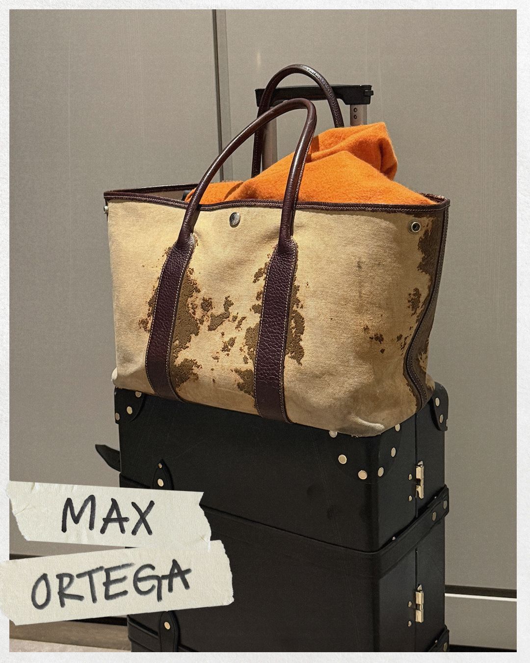 Image may contain canvas bags, tote bags, accessories, tote bags and luggage