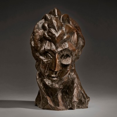 A sculpture of an abstracted head.