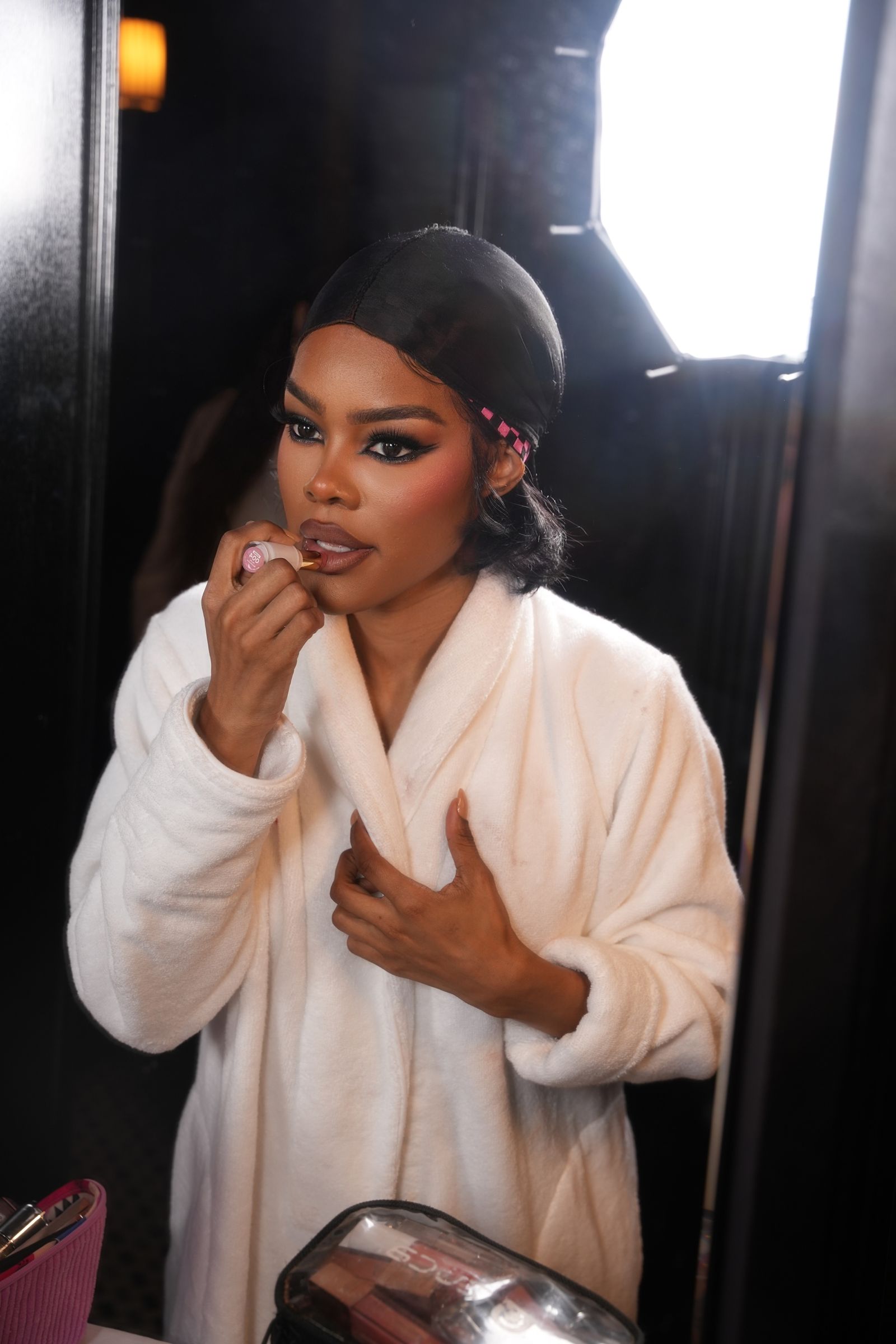 Image may contain Teyana Taylor's profile picture, adults and cosmetics