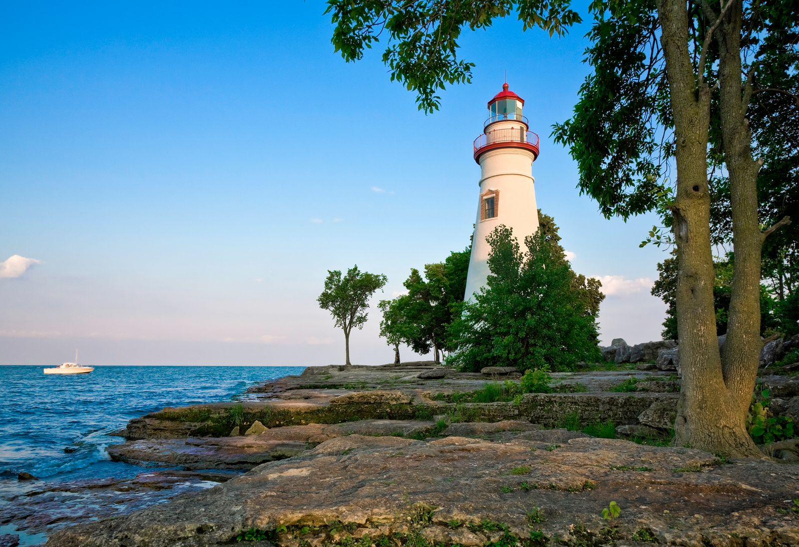 Pictures may contain nature, outdoor scenery, architecture, lighthouses, buildings, lighthouses and towers.