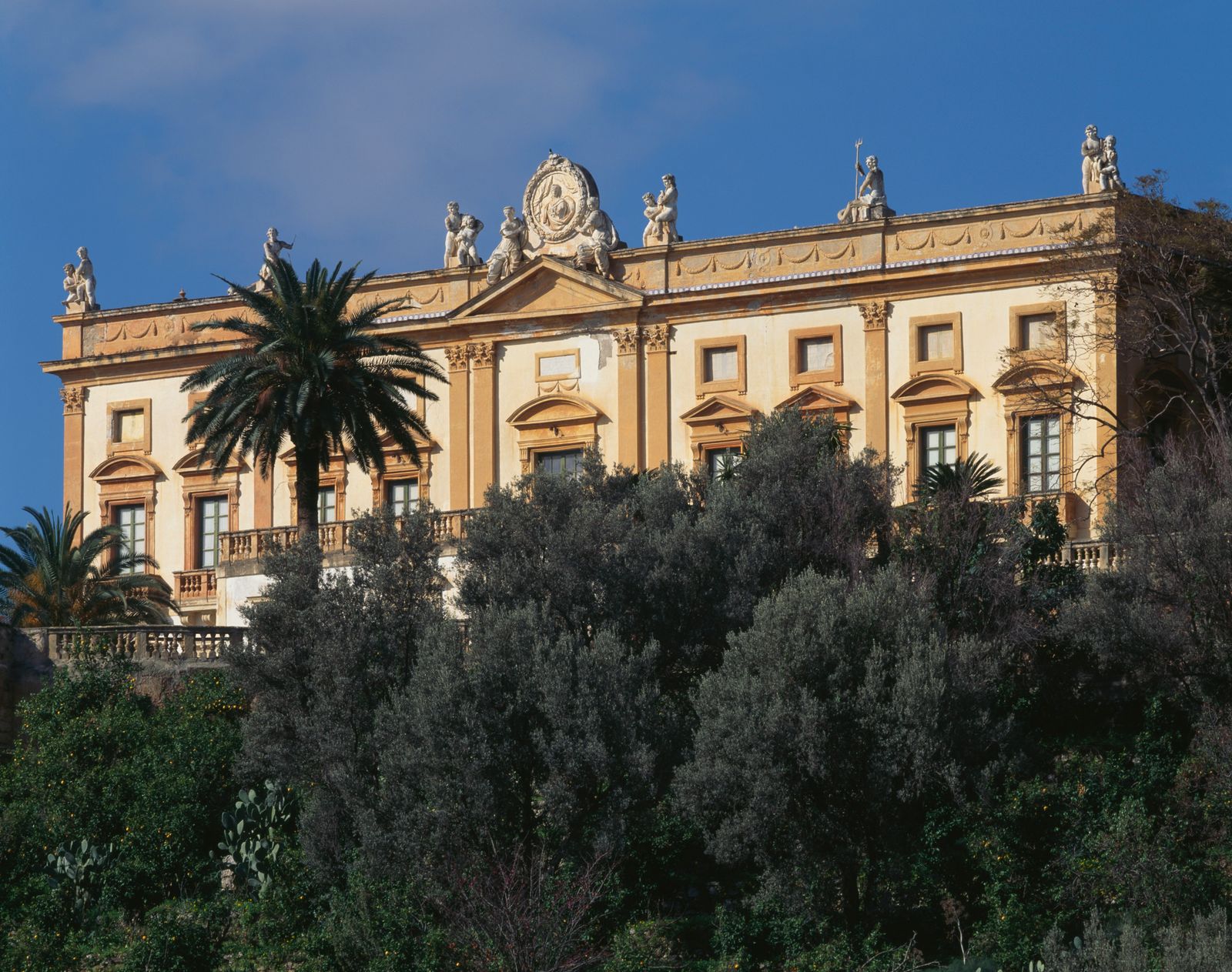Image may contain buildings, buildings, people, churches and landmarks